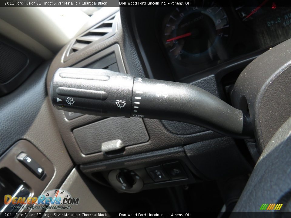 2011 Ford Fusion SE Ingot Silver Metallic / Charcoal Black Photo #28