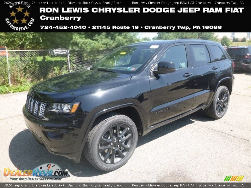2020 Jeep Grand Cherokee Laredo 4x4 Diamond Black Crystal Pearl / Black Photo #1