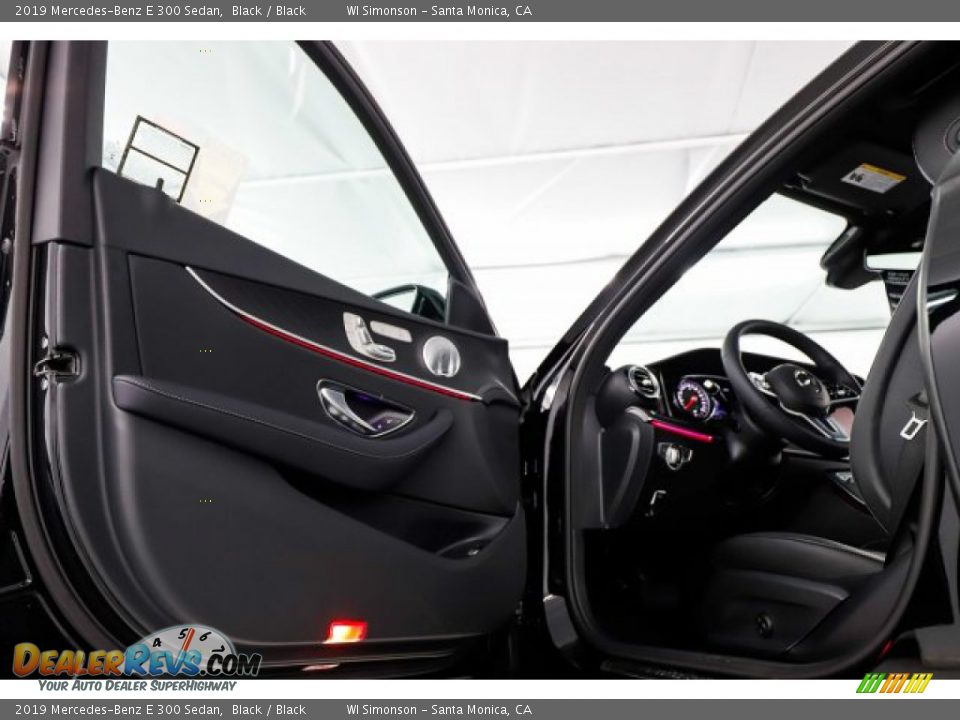 2019 Mercedes-Benz E 300 Sedan Black / Black Photo #9
