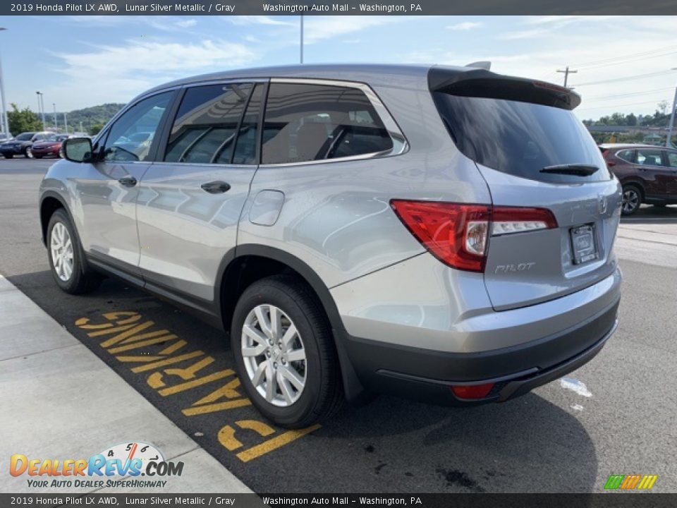 2019 Honda Pilot LX AWD Lunar Silver Metallic / Gray Photo #5