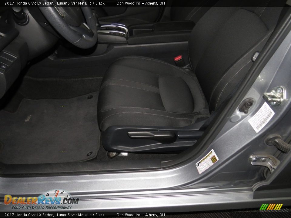2017 Honda Civic LX Sedan Lunar Silver Metallic / Black Photo #16
