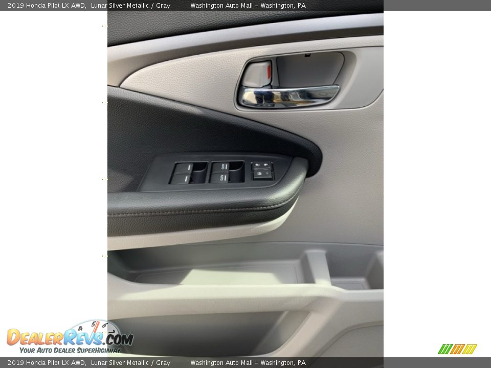 2019 Honda Pilot LX AWD Lunar Silver Metallic / Gray Photo #11