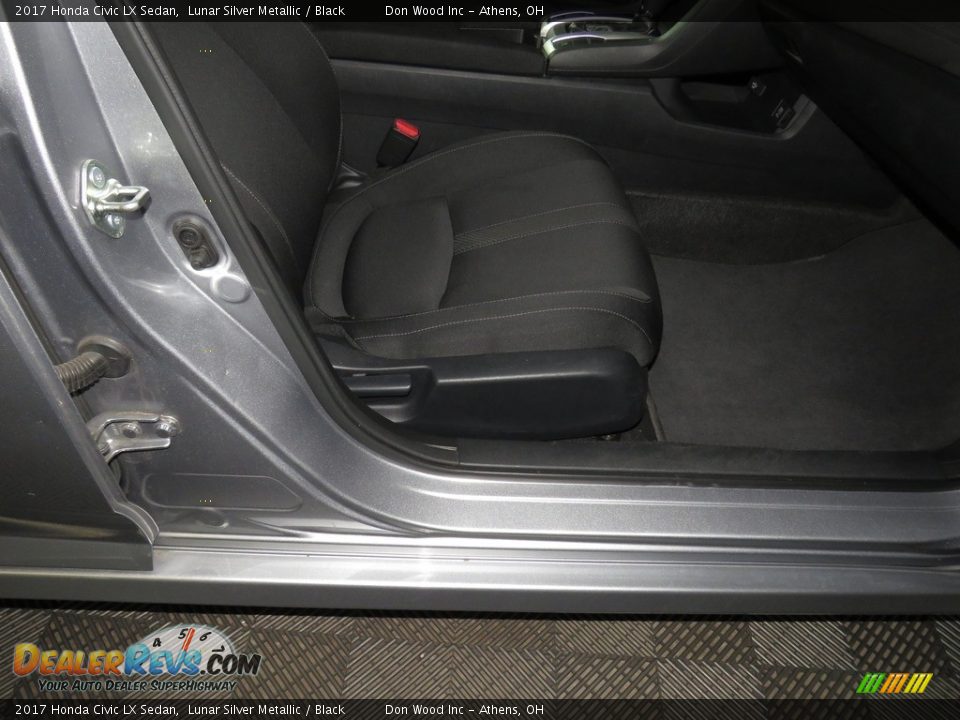 2017 Honda Civic LX Sedan Lunar Silver Metallic / Black Photo #24