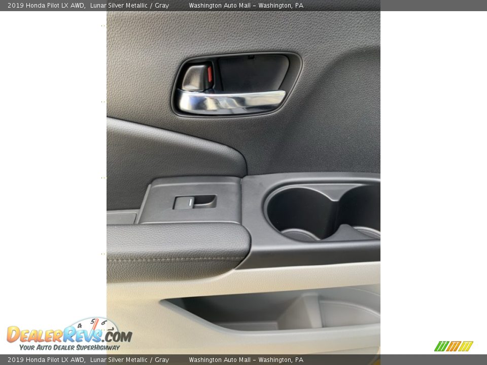 2019 Honda Pilot LX AWD Lunar Silver Metallic / Gray Photo #17