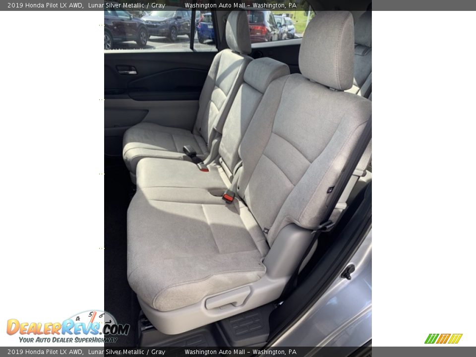 2019 Honda Pilot LX AWD Lunar Silver Metallic / Gray Photo #18