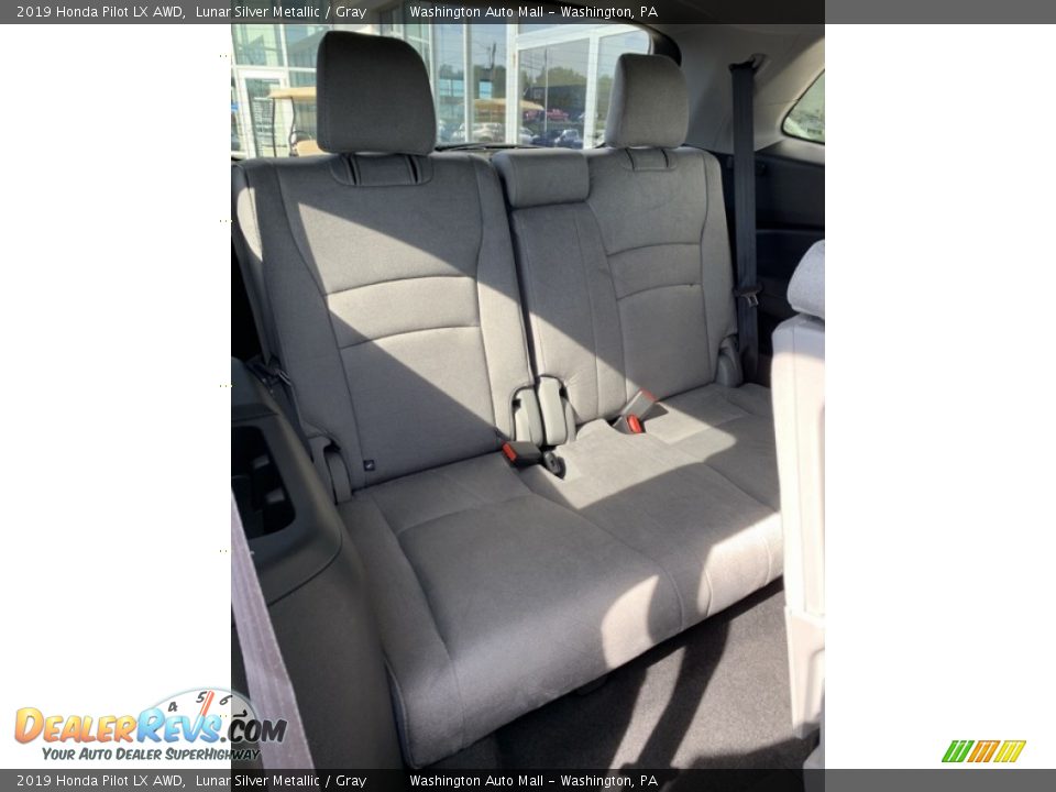 2019 Honda Pilot LX AWD Lunar Silver Metallic / Gray Photo #27