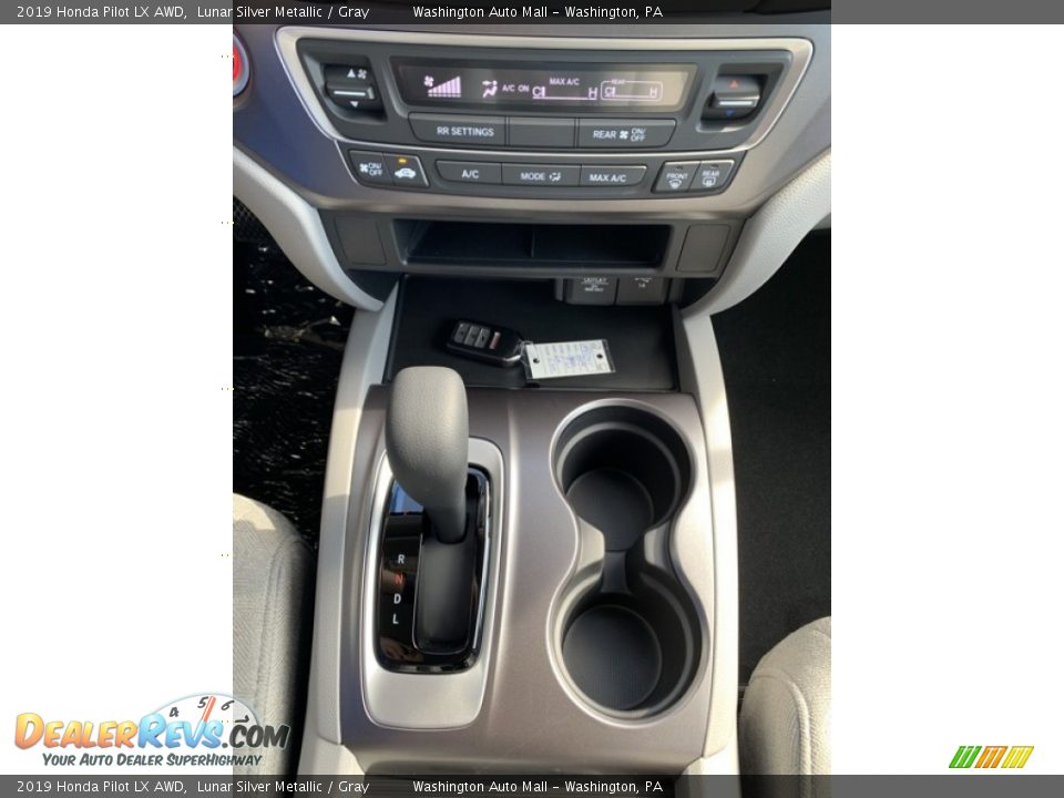 2019 Honda Pilot LX AWD Lunar Silver Metallic / Gray Photo #36