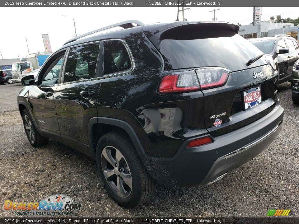 2019 Jeep Cherokee Limited 4x4 Diamond Black Crystal Pearl / Black Photo #4