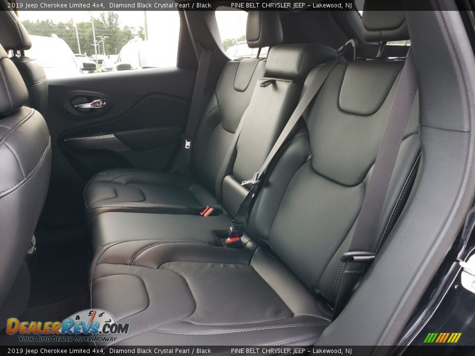 2019 Jeep Cherokee Limited 4x4 Diamond Black Crystal Pearl / Black Photo #6