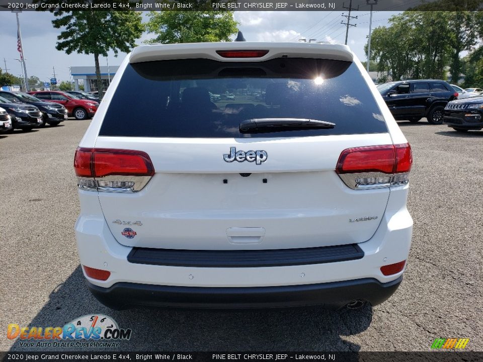 2020 Jeep Grand Cherokee Laredo E 4x4 Bright White / Black Photo #5