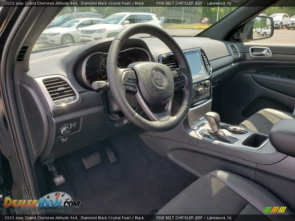 2020 Jeep Grand Cherokee Altitude 4x4 Diamond Black Crystal Pearl / Black Photo #7