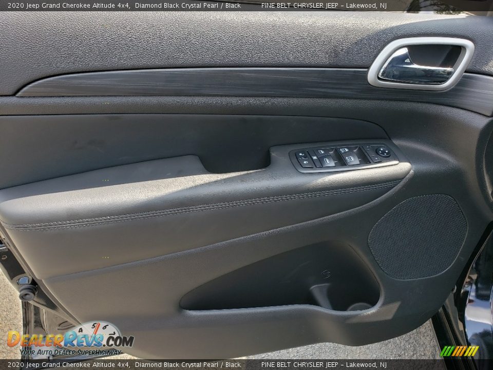 2020 Jeep Grand Cherokee Altitude 4x4 Diamond Black Crystal Pearl / Black Photo #8