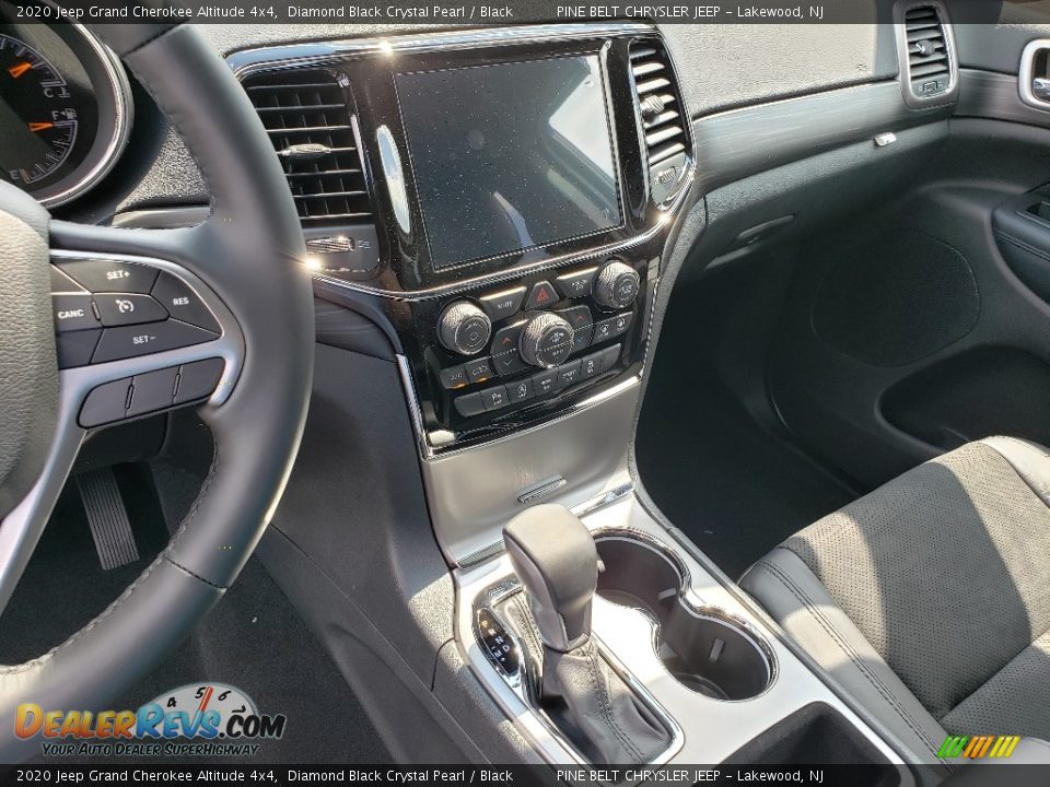 2020 Jeep Grand Cherokee Altitude 4x4 Diamond Black Crystal Pearl / Black Photo #10