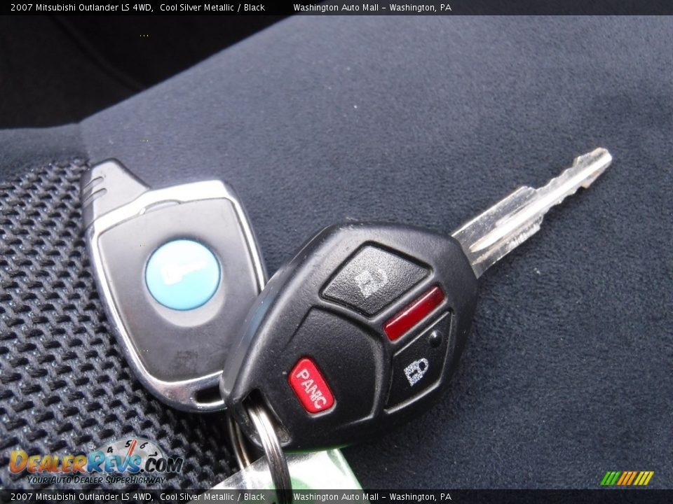 2007 Mitsubishi Outlander LS 4WD Cool Silver Metallic / Black Photo #23