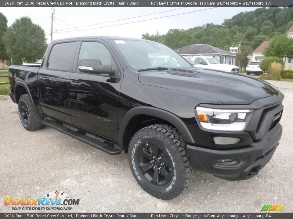 Front 3/4 View of 2020 Ram 1500 Rebel Crew Cab 4x4 Photo #7