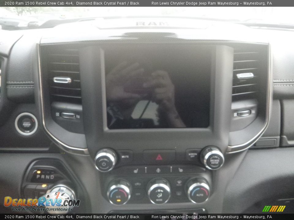 2020 Ram 1500 Rebel Crew Cab 4x4 Diamond Black Crystal Pearl / Black Photo #17