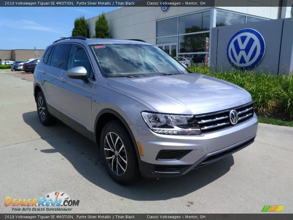2019 Volkswagen Tiguan SE 4MOTION Pyrite Silver Metallic / Titan Black Photo #1