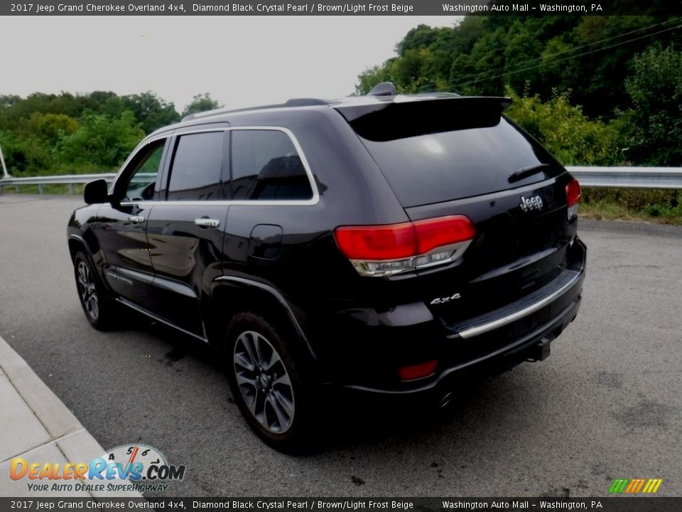 2017 Jeep Grand Cherokee Overland 4x4 Diamond Black Crystal Pearl / Brown/Light Frost Beige Photo #7