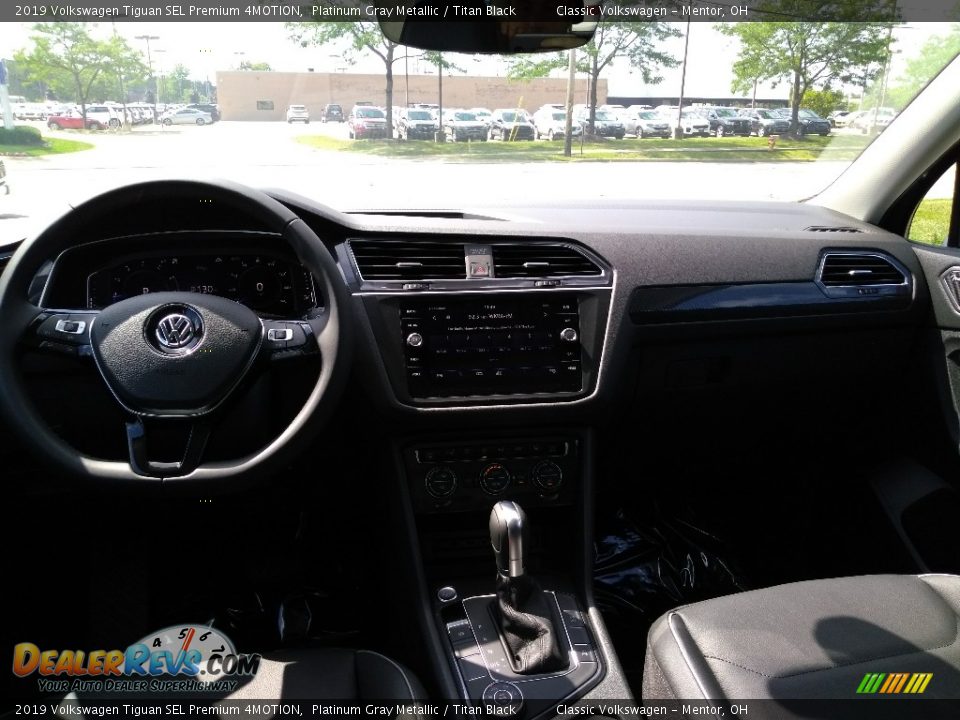 2019 Volkswagen Tiguan SEL Premium 4MOTION Platinum Gray Metallic / Titan Black Photo #4