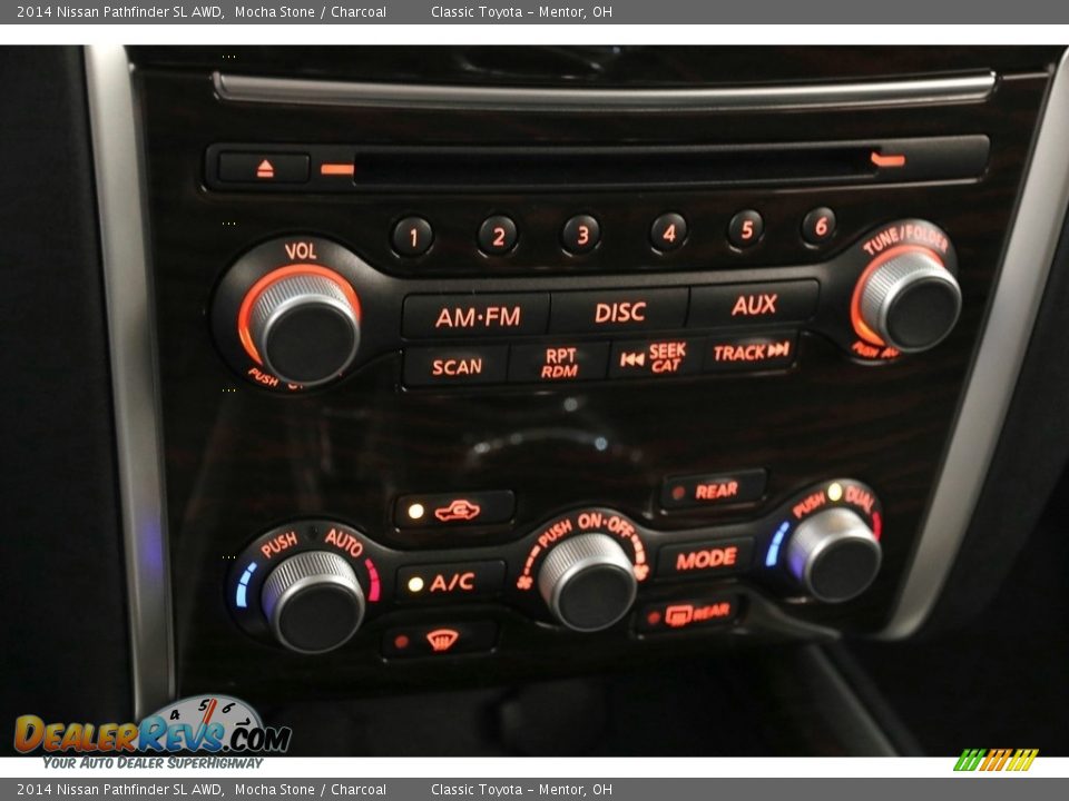 2014 Nissan Pathfinder SL AWD Mocha Stone / Charcoal Photo #17