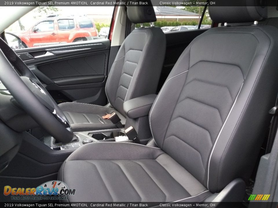 Front Seat of 2019 Volkswagen Tiguan SEL Premium 4MOTION Photo #3