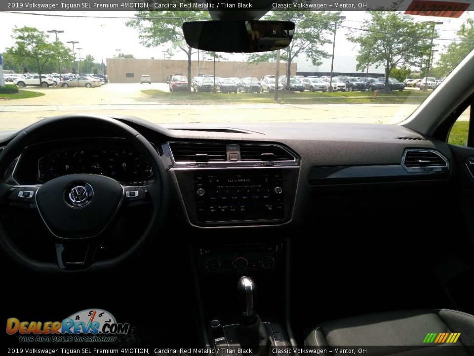 2019 Volkswagen Tiguan SEL Premium 4MOTION Cardinal Red Metallic / Titan Black Photo #4