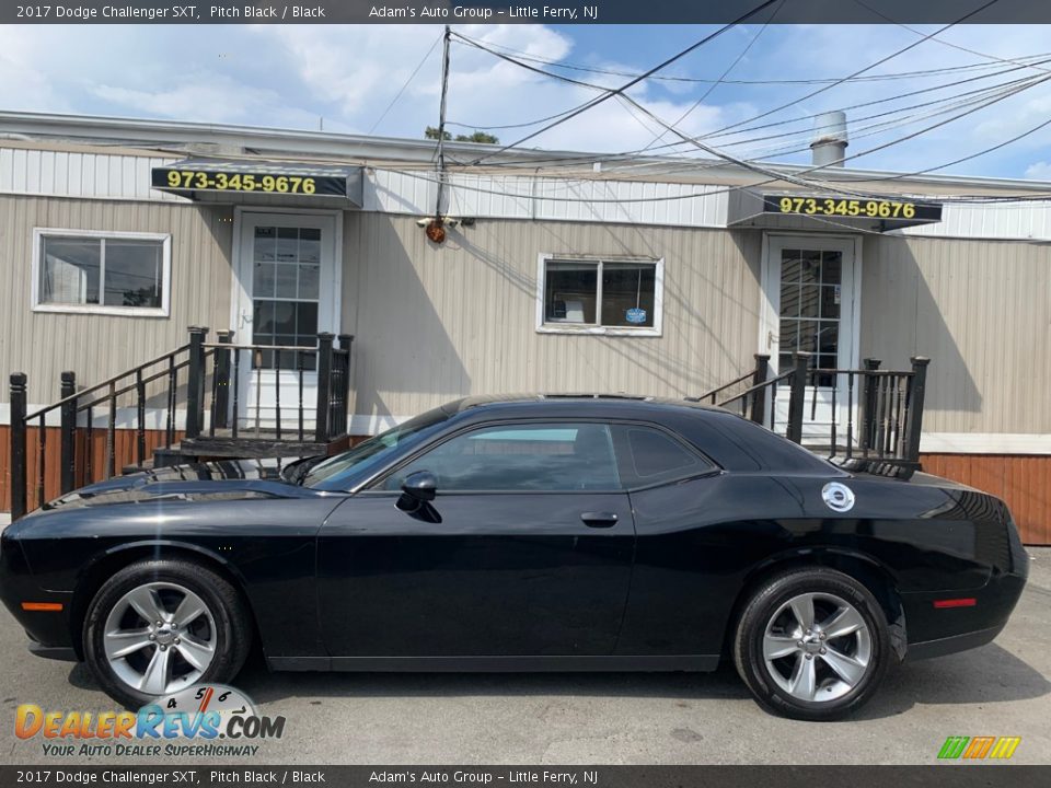 2017 Dodge Challenger SXT Pitch Black / Black Photo #7