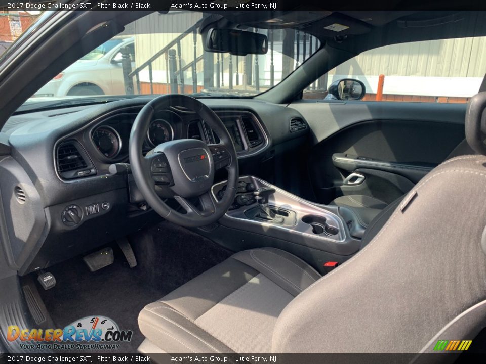 2017 Dodge Challenger SXT Pitch Black / Black Photo #8