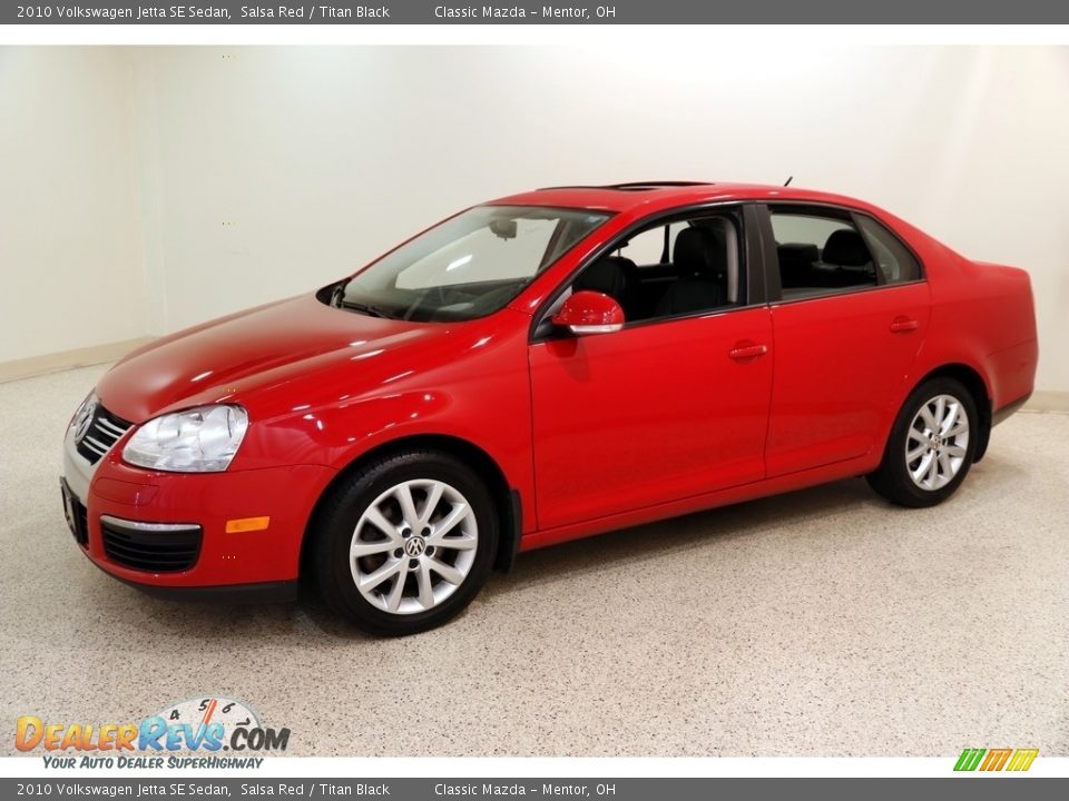 2010 Volkswagen Jetta SE Sedan Salsa Red / Titan Black Photo #3