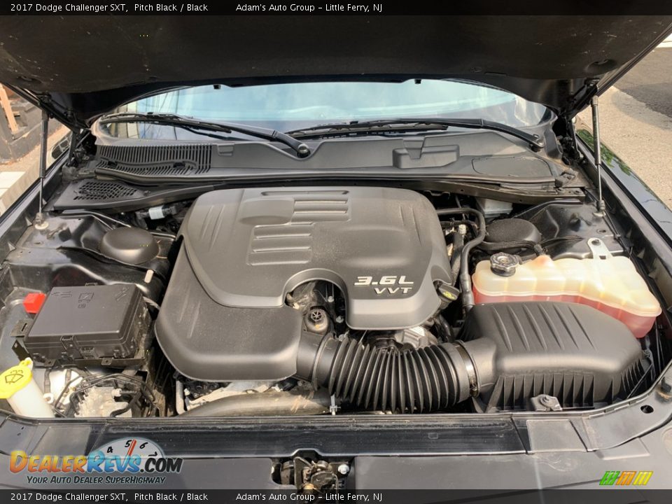 2017 Dodge Challenger SXT Pitch Black / Black Photo #26
