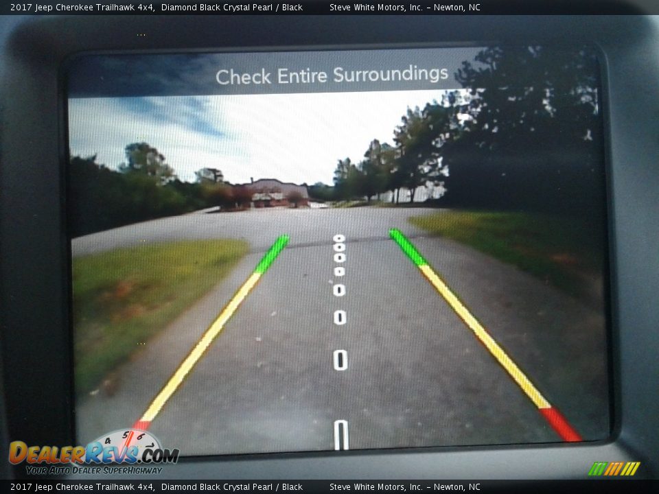 2017 Jeep Cherokee Trailhawk 4x4 Diamond Black Crystal Pearl / Black Photo #21