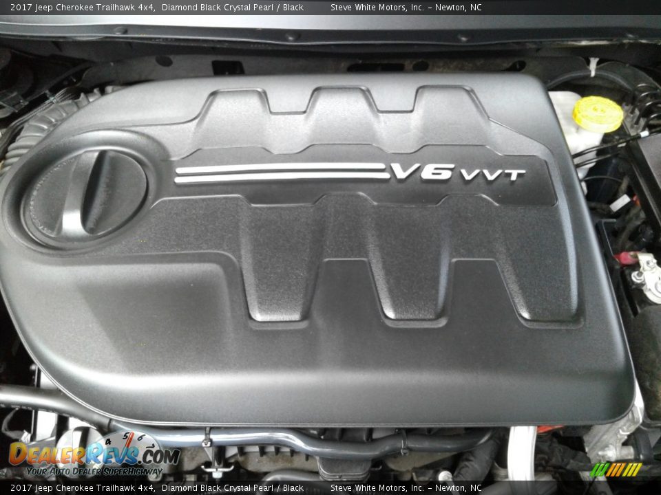2017 Jeep Cherokee Trailhawk 4x4 Diamond Black Crystal Pearl / Black Photo #31