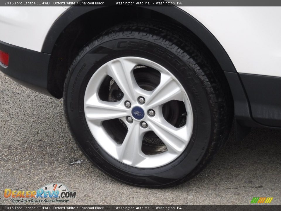 2016 Ford Escape SE 4WD Oxford White / Charcoal Black Photo #3