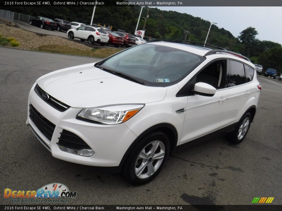 2016 Ford Escape SE 4WD Oxford White / Charcoal Black Photo #6