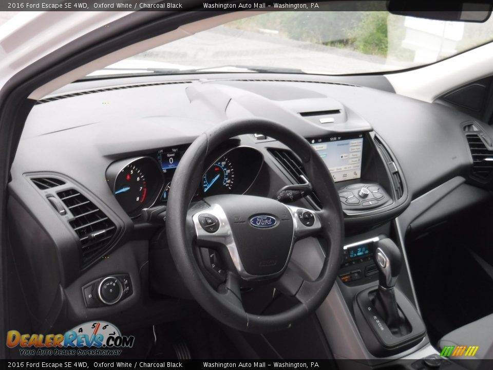 2016 Ford Escape SE 4WD Oxford White / Charcoal Black Photo #14