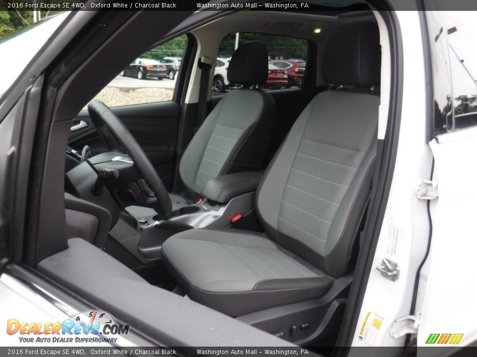 2016 Ford Escape SE 4WD Oxford White / Charcoal Black Photo #15