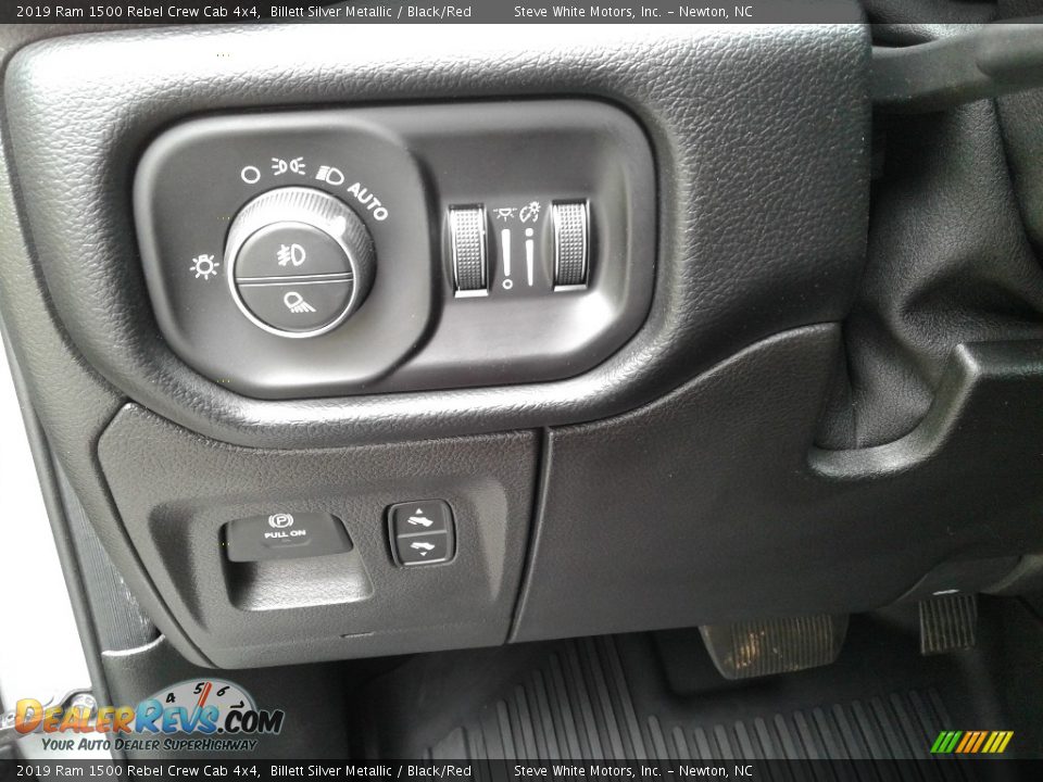Controls of 2019 Ram 1500 Rebel Crew Cab 4x4 Photo #17
