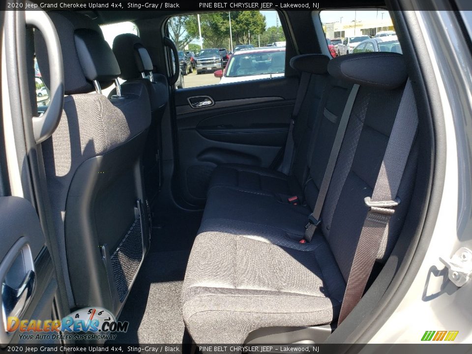 2020 Jeep Grand Cherokee Upland 4x4 Sting-Gray / Black Photo #6