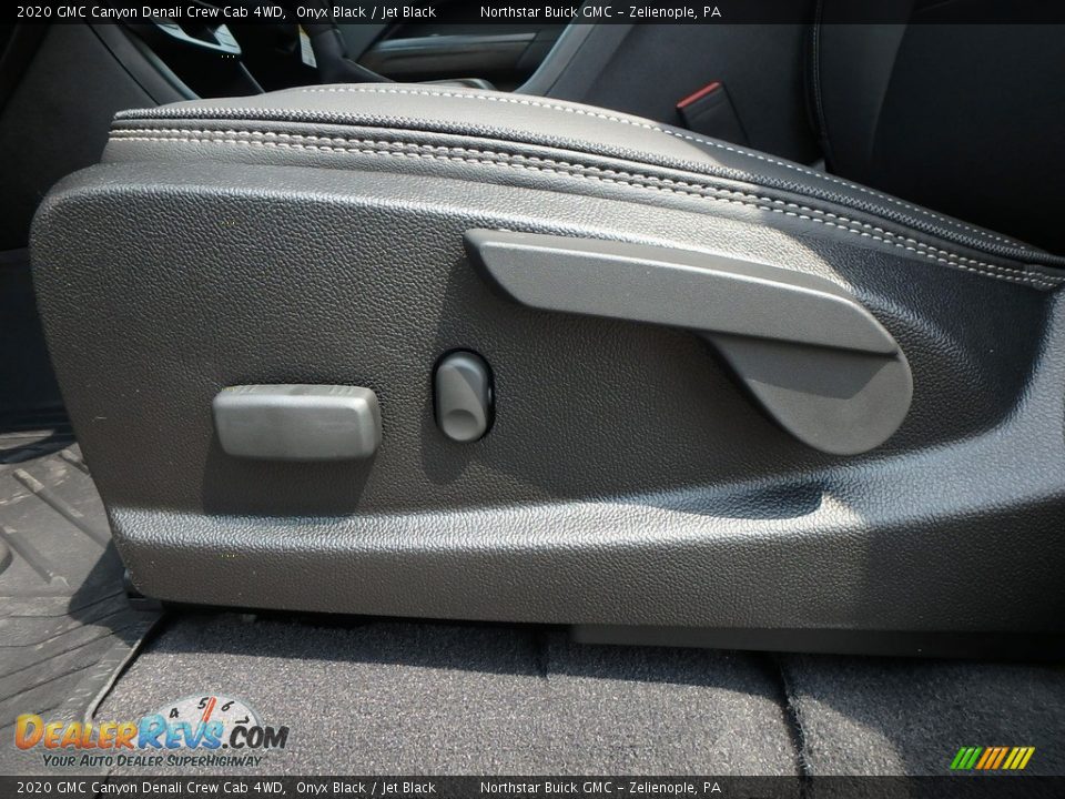 Front Seat of 2020 GMC Canyon Denali Crew Cab 4WD Photo #11