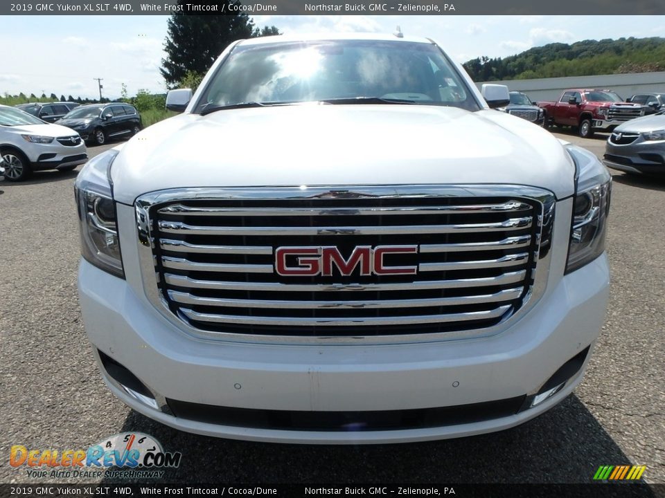 2019 GMC Yukon XL SLT 4WD White Frost Tintcoat / Cocoa/Dune Photo #2