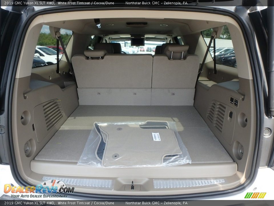 2019 GMC Yukon XL SLT 4WD Trunk Photo #7