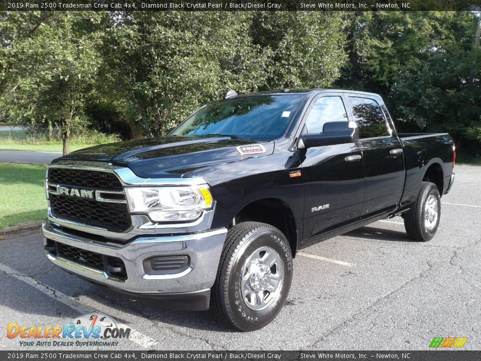 2019 Ram 2500 Tradesman Crew Cab 4x4 Diamond Black Crystal Pearl / Black/Diesel Gray Photo #2