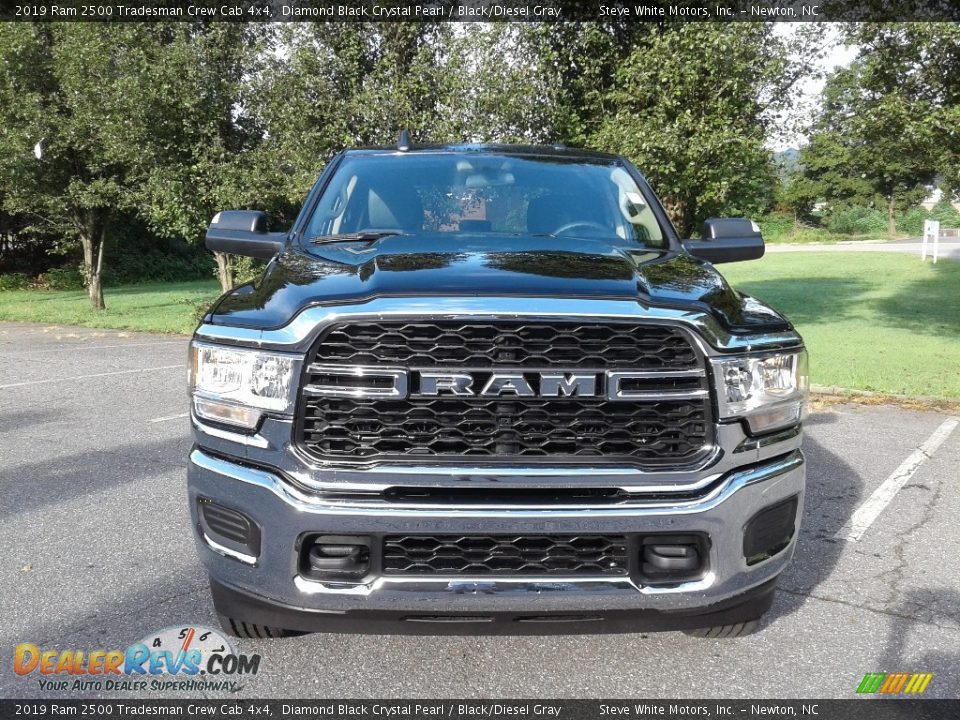 2019 Ram 2500 Tradesman Crew Cab 4x4 Diamond Black Crystal Pearl / Black/Diesel Gray Photo #3