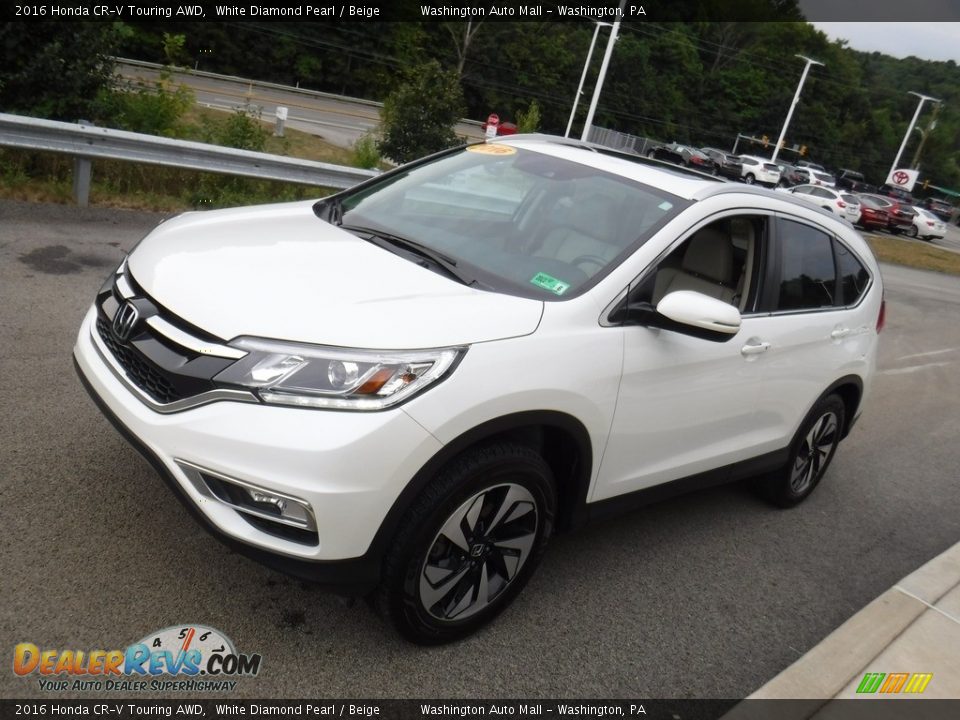 2016 Honda CR-V Touring AWD White Diamond Pearl / Beige Photo #6
