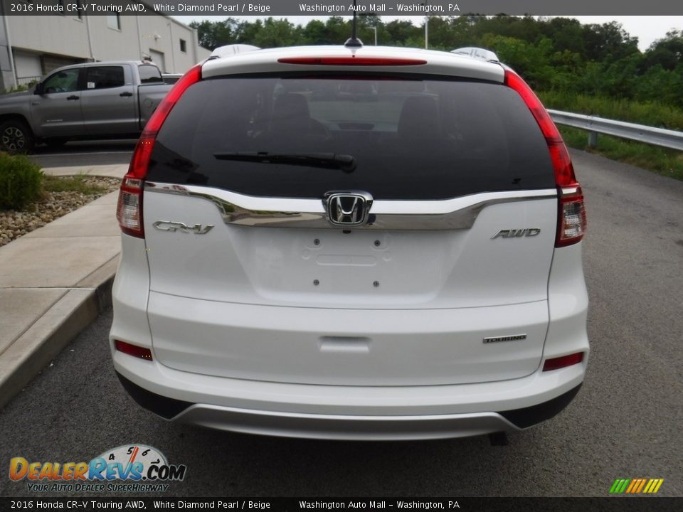 2016 Honda CR-V Touring AWD White Diamond Pearl / Beige Photo #9