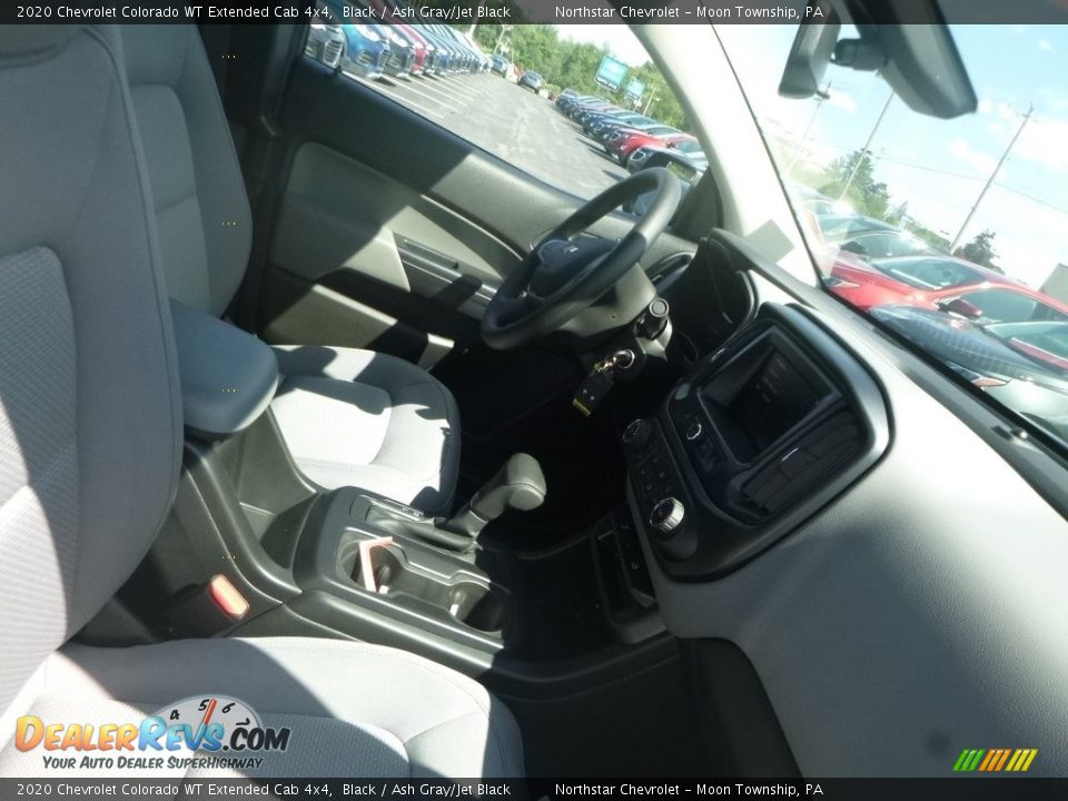 2020 Chevrolet Colorado WT Extended Cab 4x4 Black / Ash Gray/Jet Black Photo #9