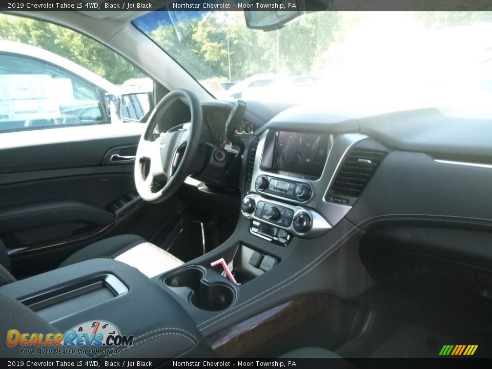 2019 Chevrolet Tahoe LS 4WD Black / Jet Black Photo #8