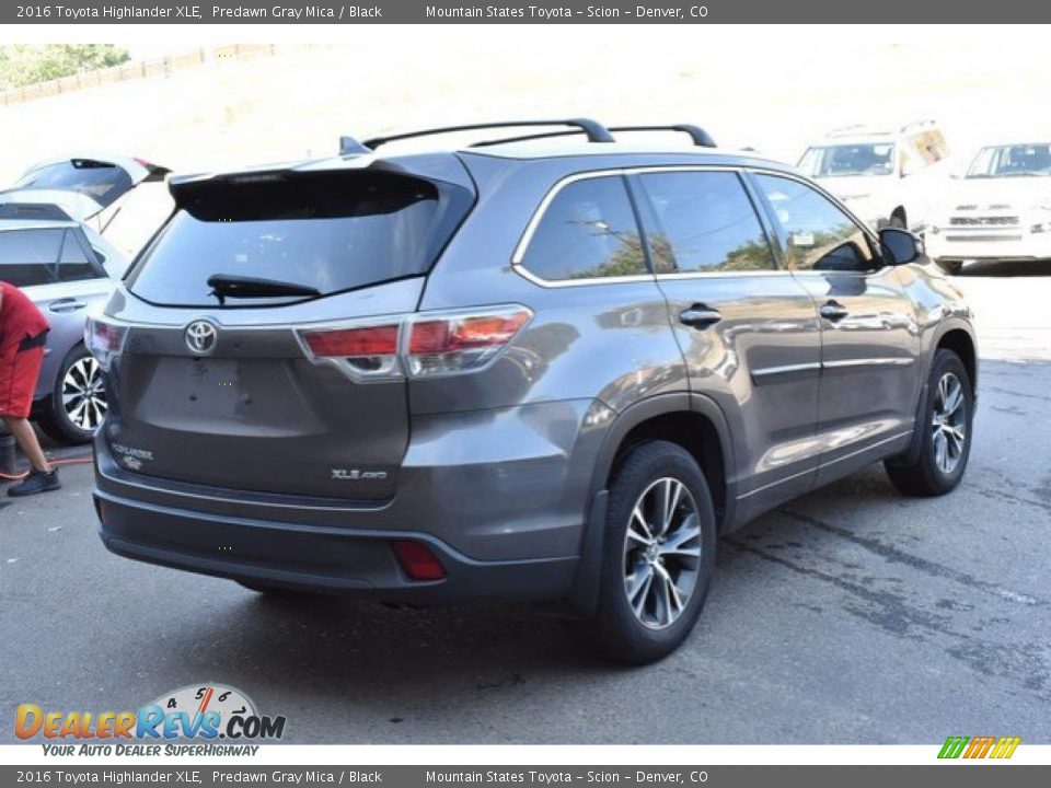 2016 Toyota Highlander XLE Predawn Gray Mica / Black Photo #6