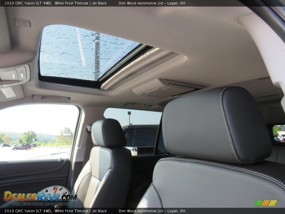 2019 GMC Yukon SLT 4WD White Frost Tintcoat / Jet Black Photo #2
