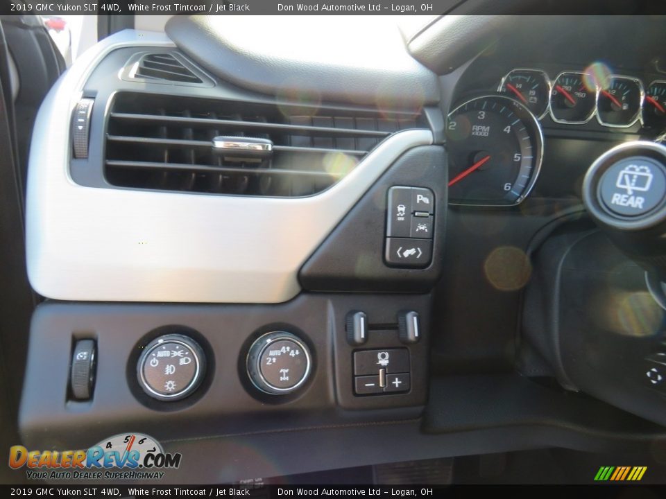2019 GMC Yukon SLT 4WD White Frost Tintcoat / Jet Black Photo #27